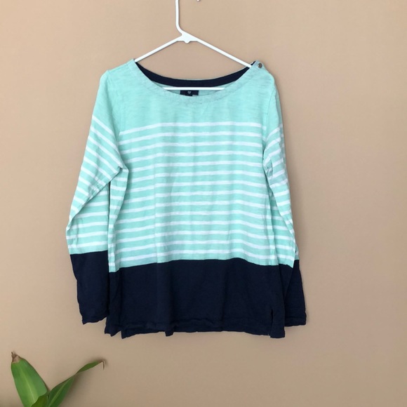 Gap green and white stripe shirt with navy trim - Picture 2 of 8